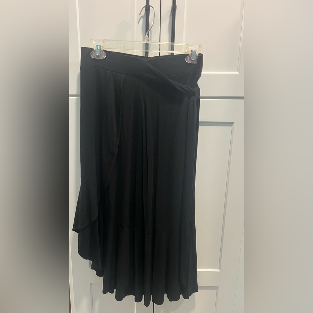 Elegant Black Women's Skirt